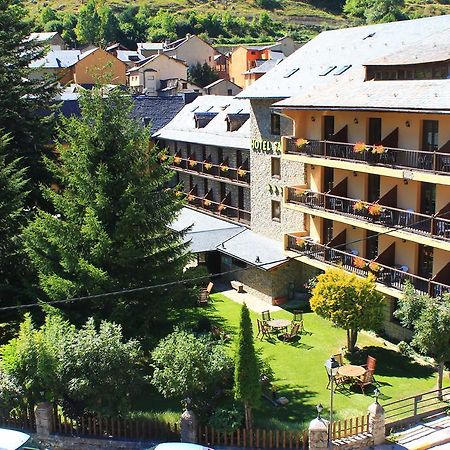 Hotel Saurat Espot Exterior photo