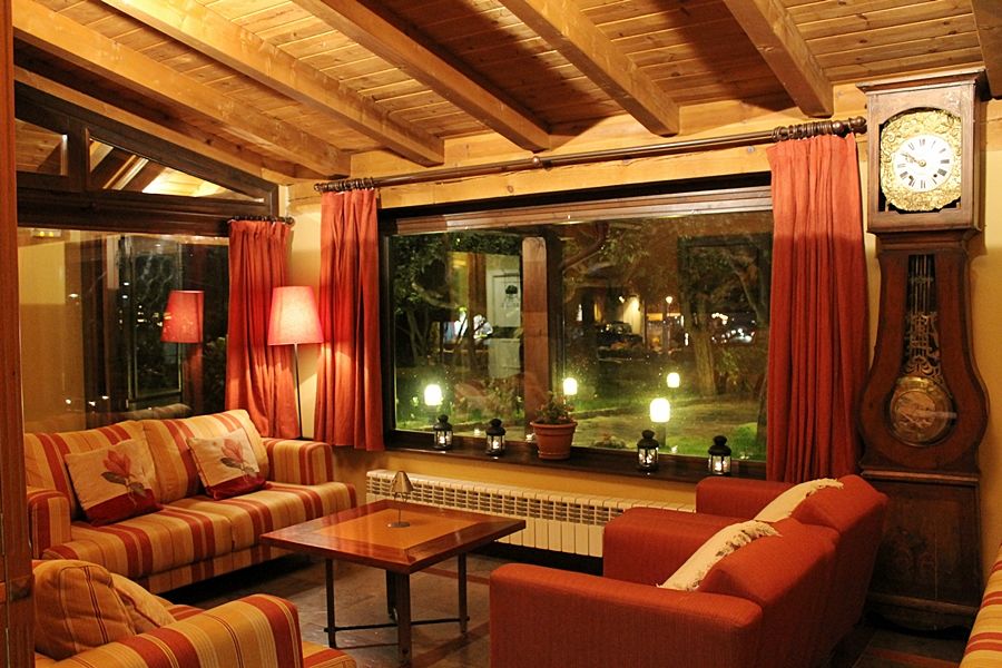 Hotel Saurat Espot Exterior photo