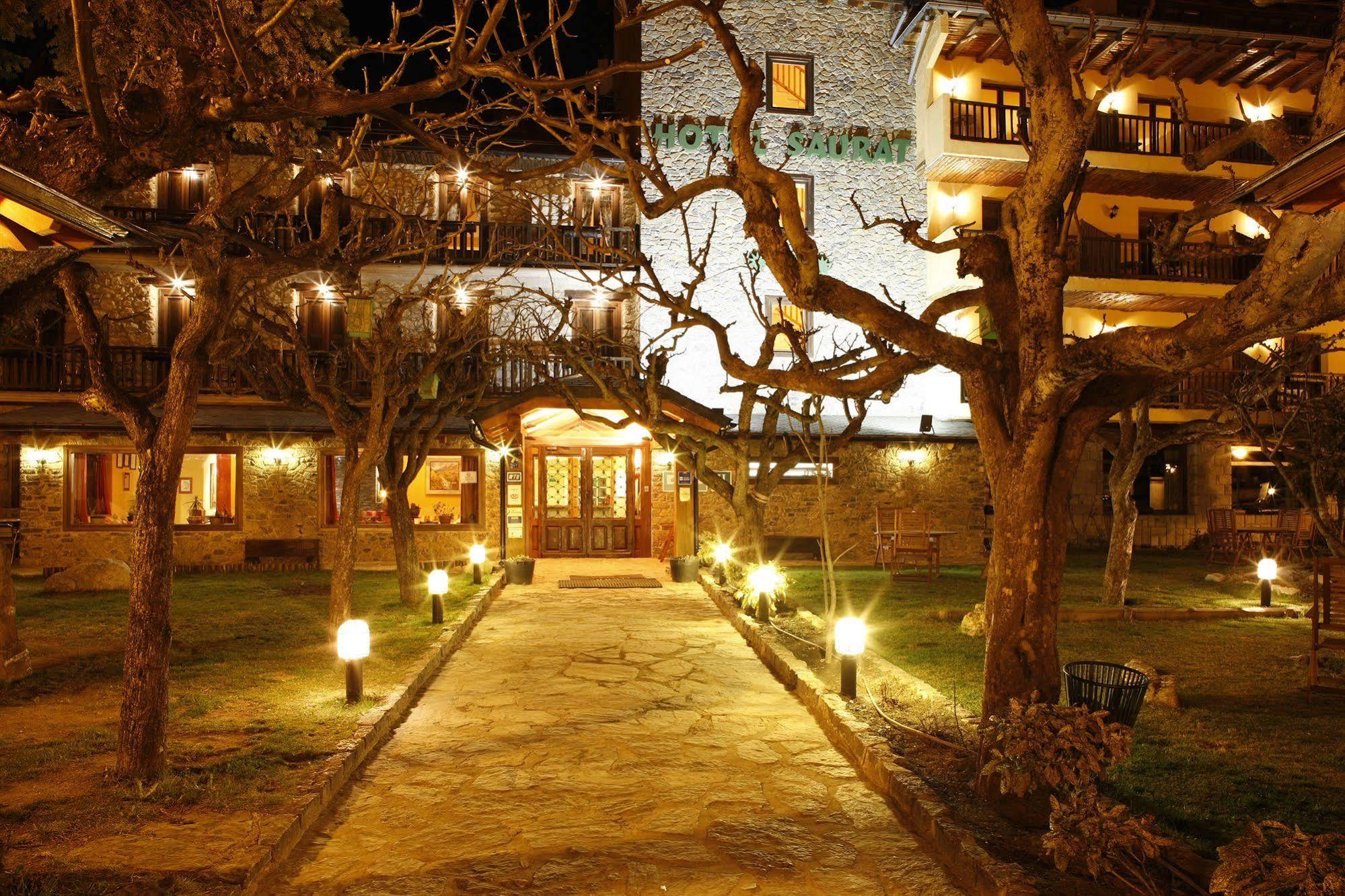 Hotel Saurat Espot Exterior photo